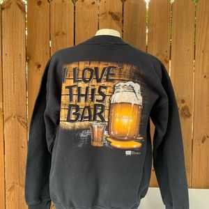 2005 Vintage "I Love this bar" beer sweatshirt size Large.